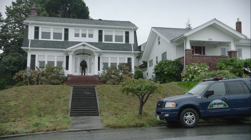 The Palmer house. (Screenshot: Twin Peaks)